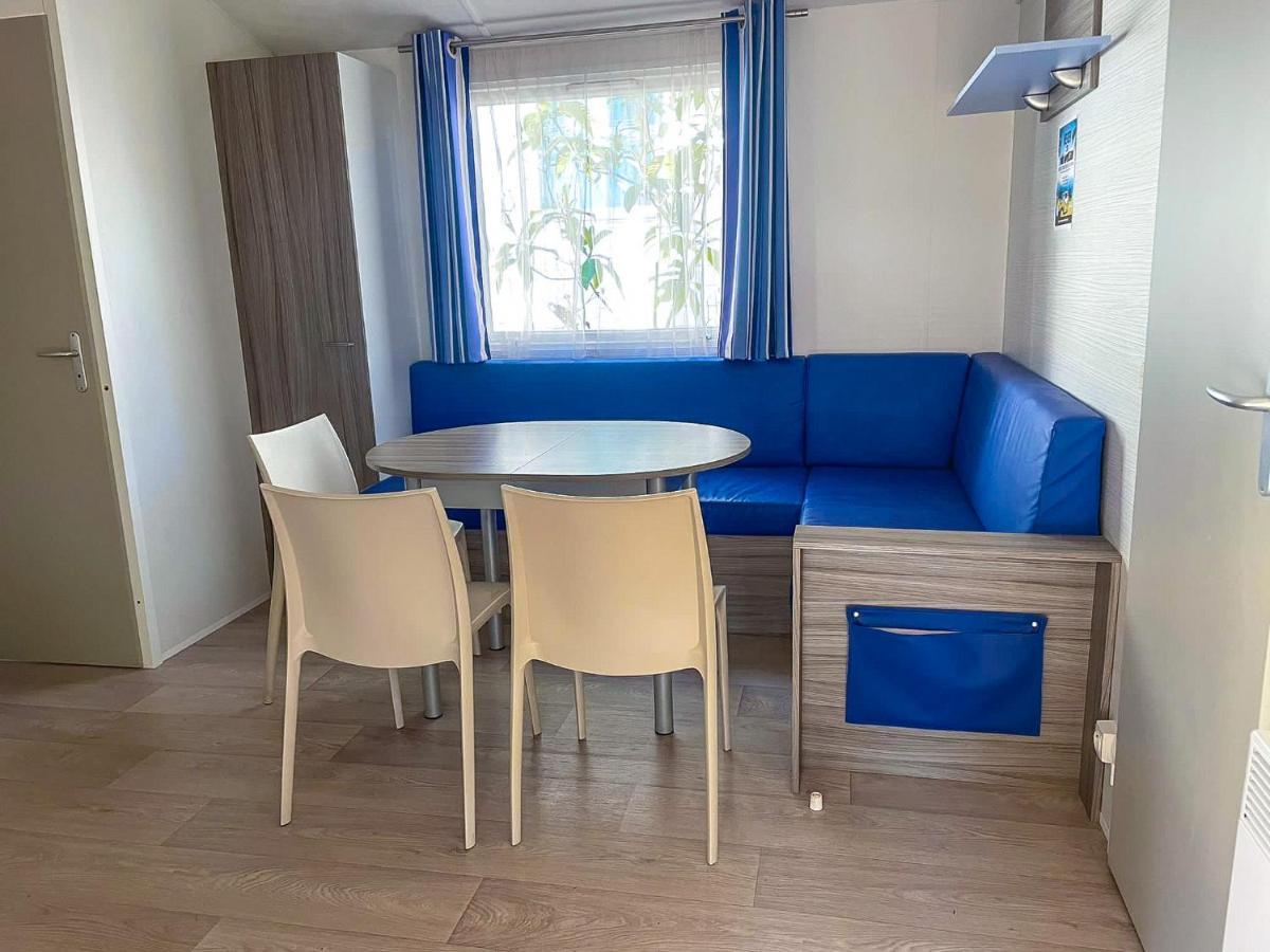 3 Bedroom Chalets Camping Lei Suves - Joycasa Рокбрюн-сюр-Аржан Экстерьер фото