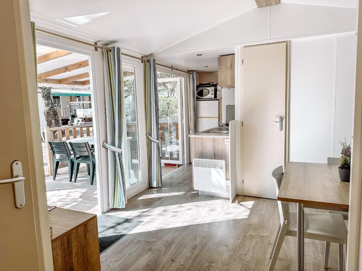 3 Bedroom Chalets Camping Lei Suves - Joycasa Рокбрюн-сюр-Аржан Экстерьер фото