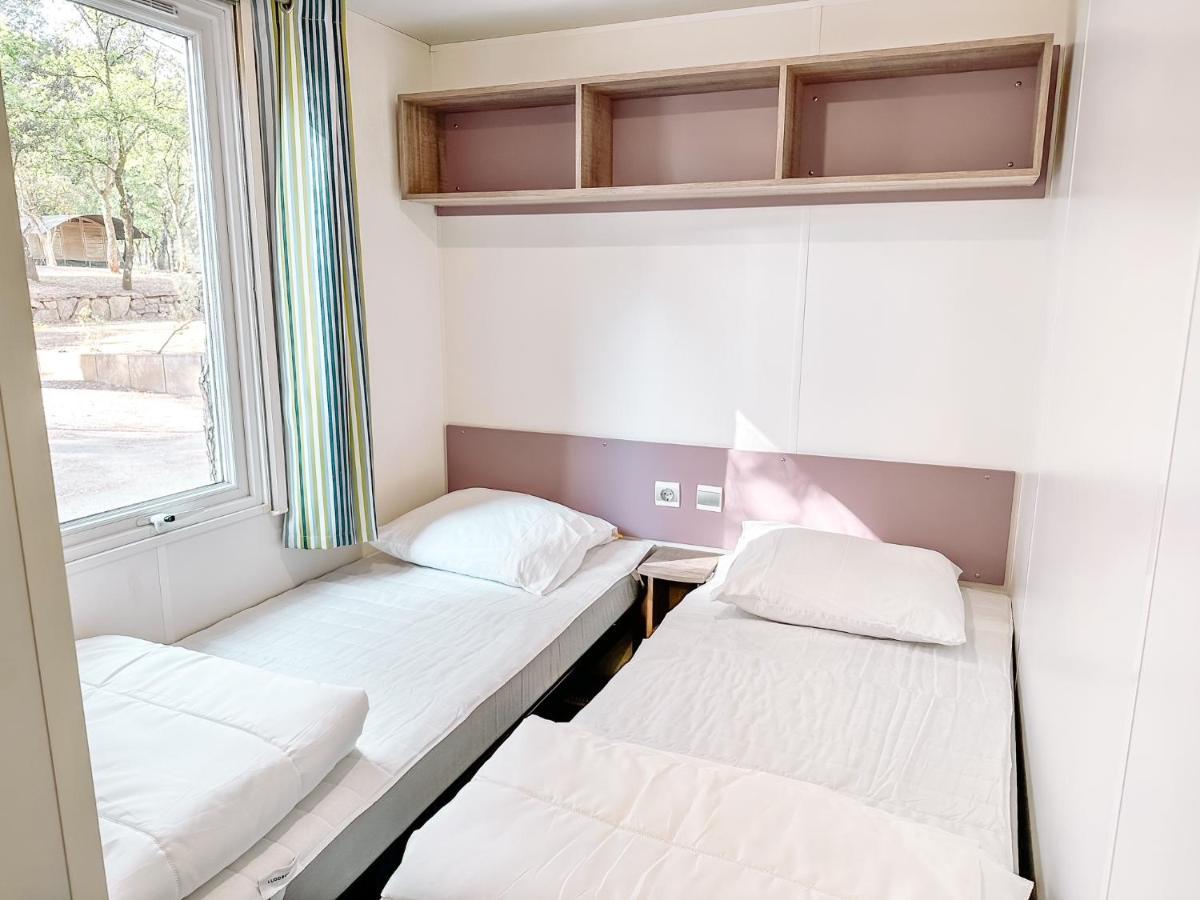 3 Bedroom Chalets Camping Lei Suves - Joycasa Рокбрюн-сюр-Аржан Экстерьер фото