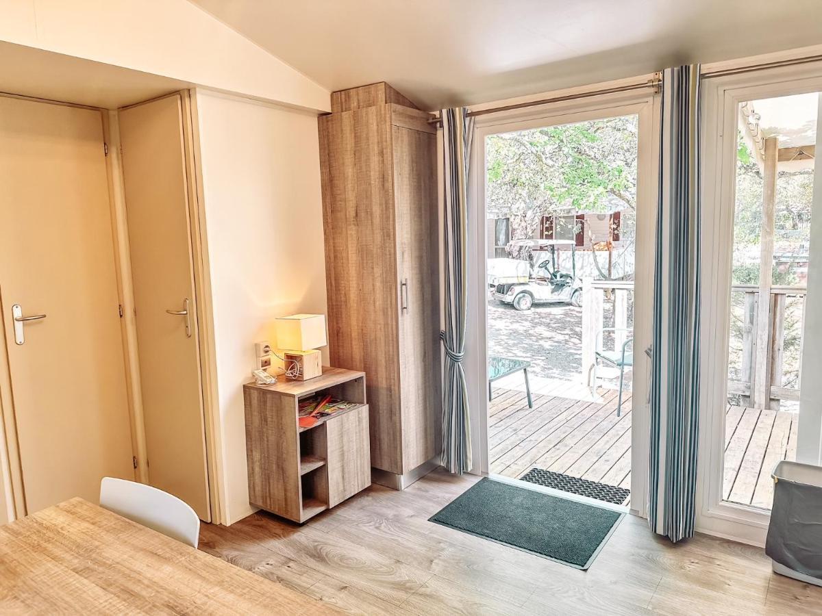 3 Bedroom Chalets Camping Lei Suves - Joycasa Рокбрюн-сюр-Аржан Экстерьер фото