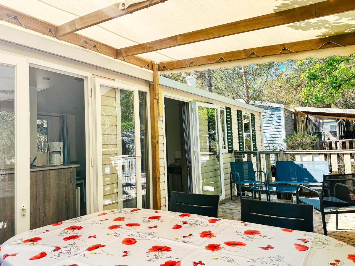 3 Bedroom Chalets Camping Lei Suves - Joycasa Рокбрюн-сюр-Аржан Экстерьер фото